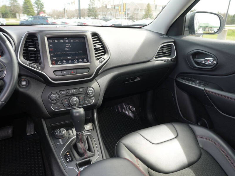 2019 Jeep Cherokee Trailhawk