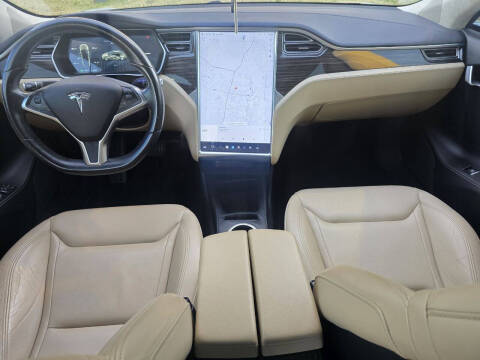 2016 Tesla Model S 70