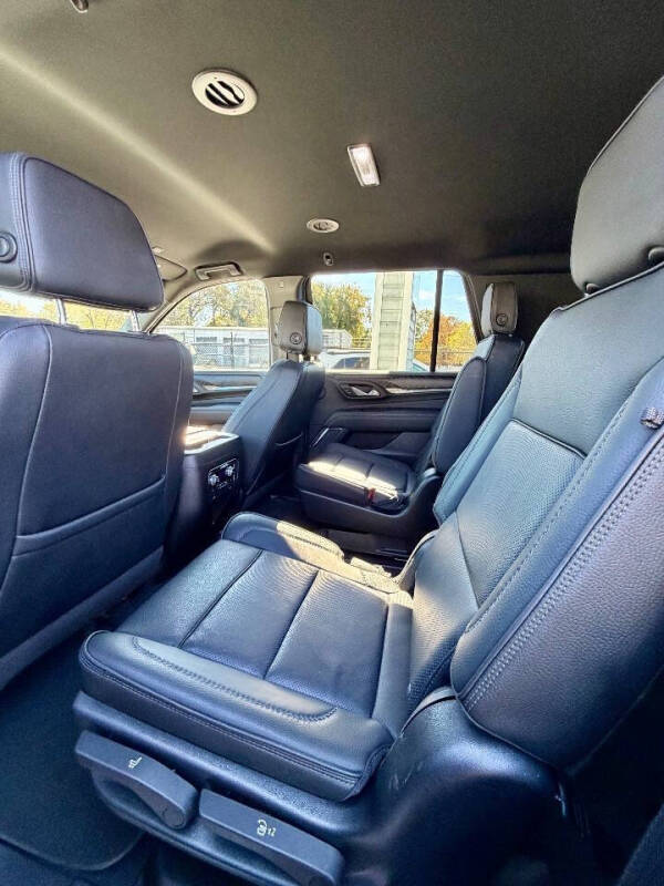 2023 GMC Yukon Denali