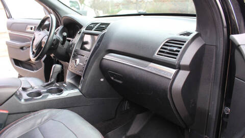 2017 Ford Explorer Sport