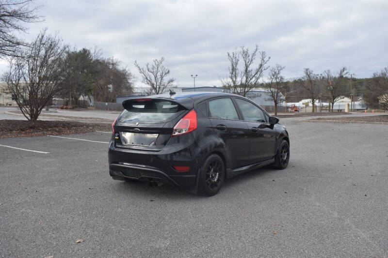 2016 Ford Fiesta ST photo 6