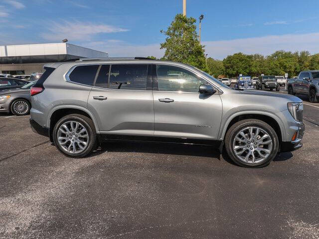 2025 GMC Acadia Denali