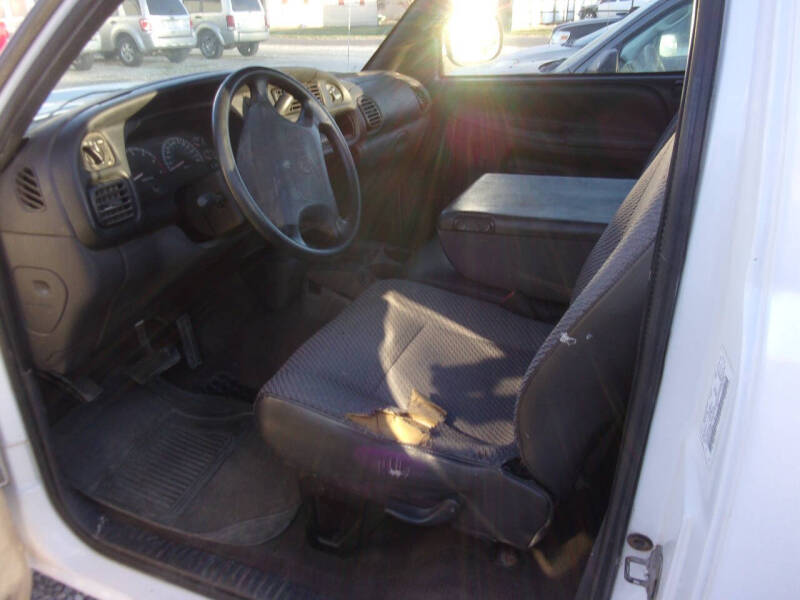 2001 Dodge Ram 1500 ST