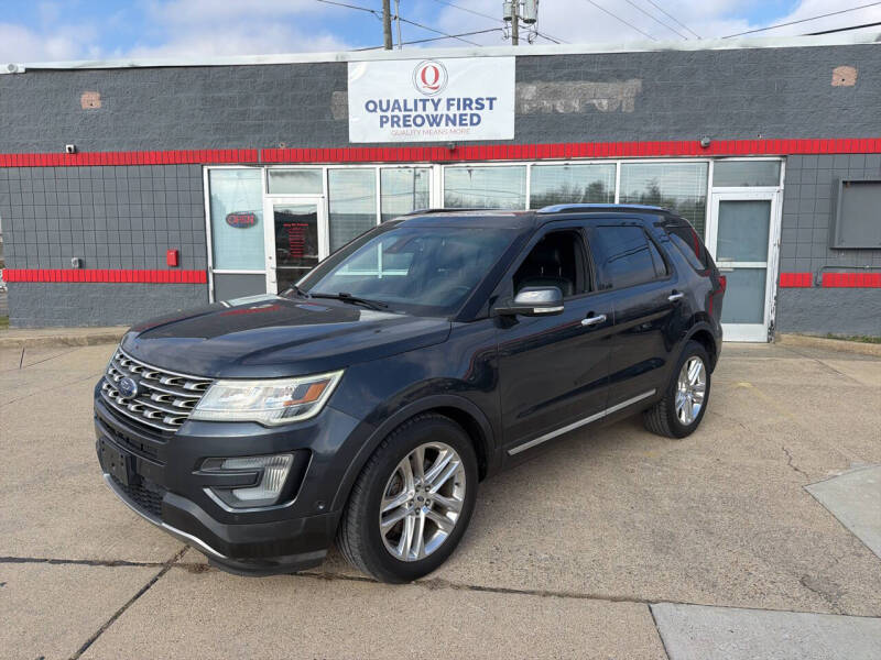 2017 Ford Explorer Limited's photo