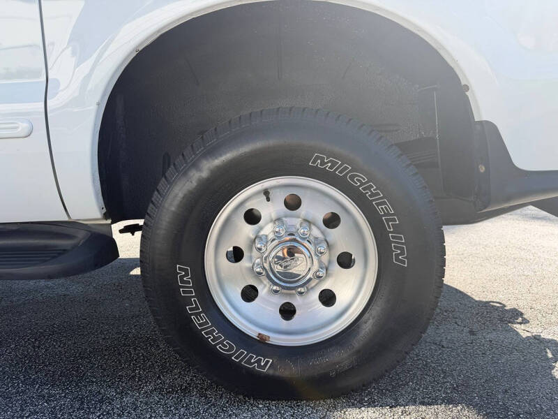 2000 Ford Excursion XLT
