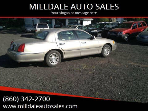 1999 Lincoln Town Car for sale at MILLDALE AUTO SALES in Portland CT