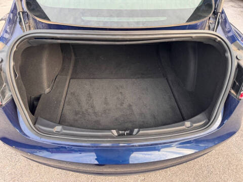 2019 Tesla Model 3 Standard Range Plus