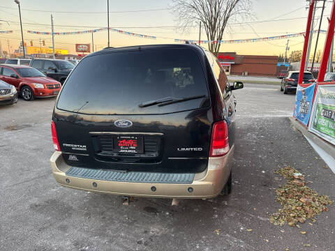 2005 Ford Freestar Limited