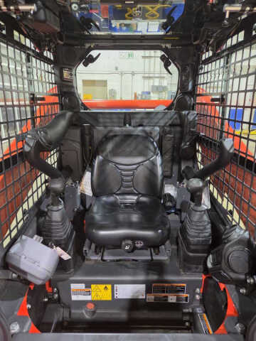 2021 Kubota SSV65