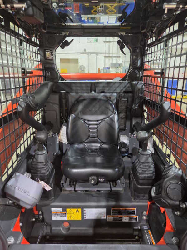 2021 Kubota SSV65
