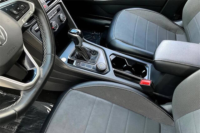 2022 Volkswagen Taos SE 4Motion