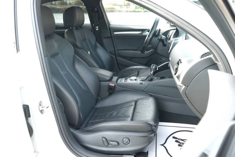 2015 Audi S3 2.0T quattro Prestige