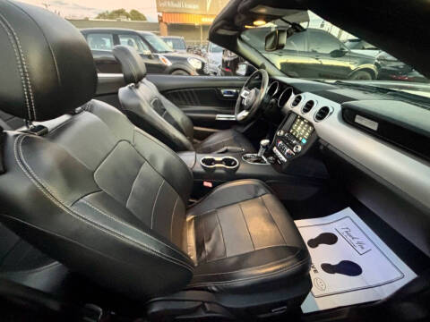 2017 Ford Mustang EcoBoost Premium