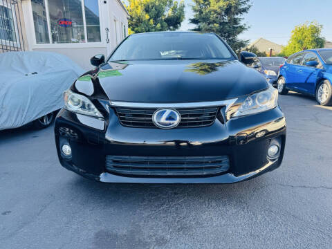 2013 Lexus CT 200h