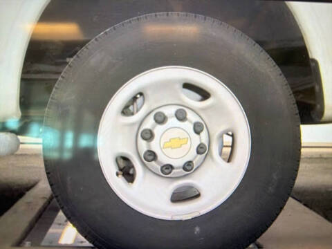 2024 Chevrolet Express 2500