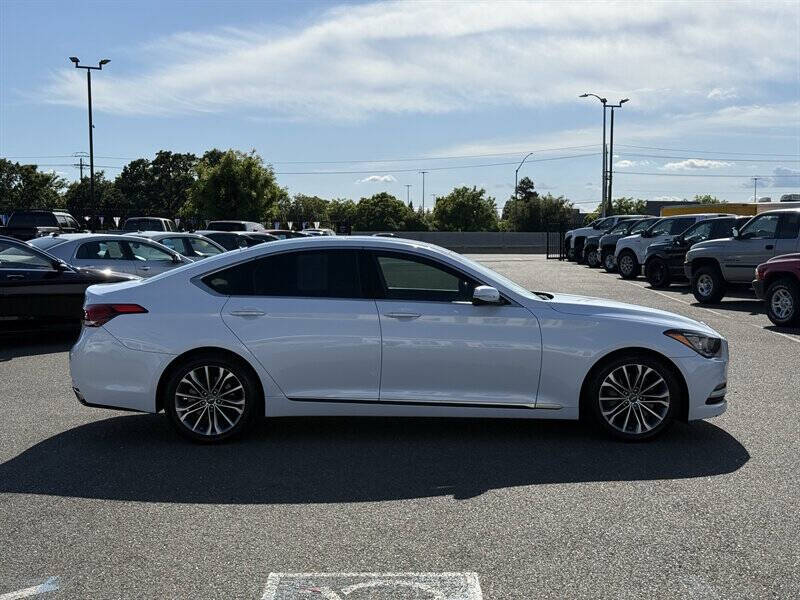 2015 Hyundai Genesis