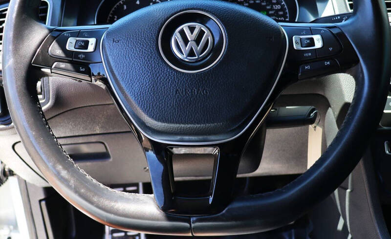 2019 Volkswagen Golf Alltrack