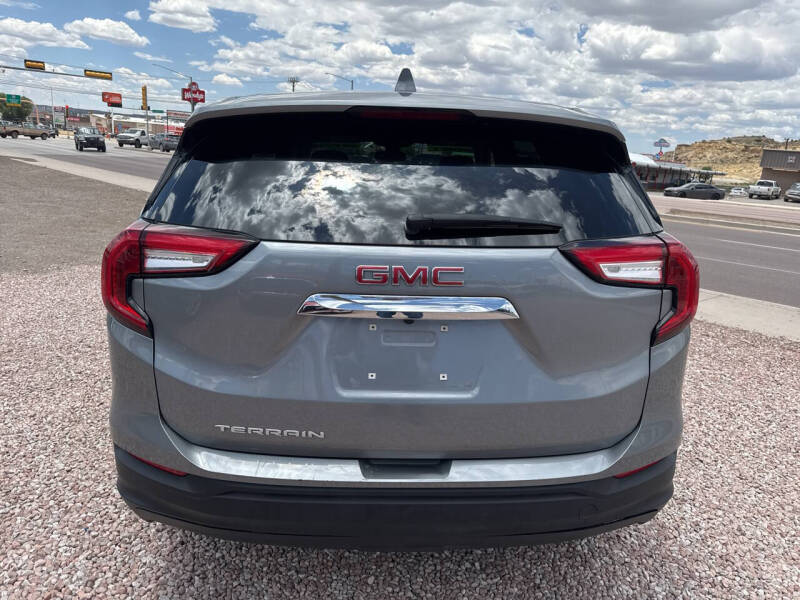 2024 GMC Terrain SLE