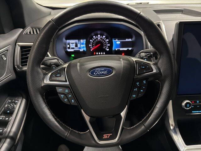 2022 Ford Edge ST