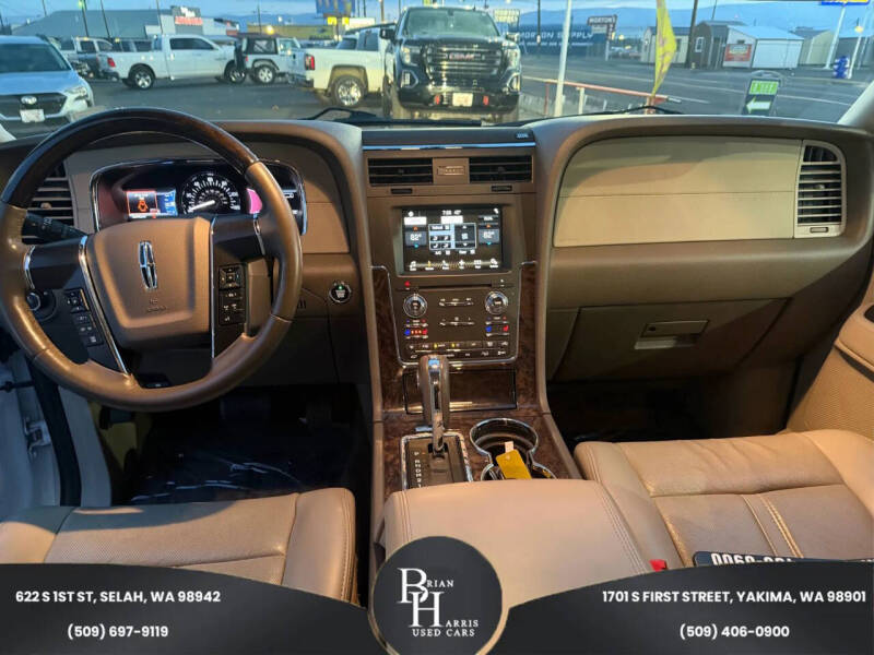 2017 Lincoln Navigator L Select