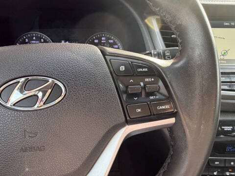 2017 Hyundai Tucson SE Plus