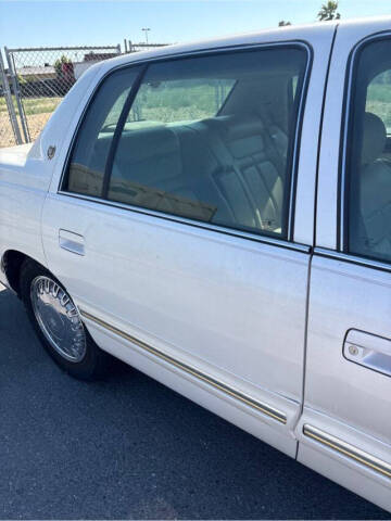 1998 Cadillac DeVille D'elegance