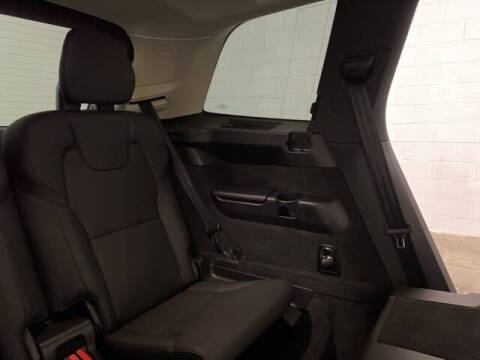 2025 Volvo XC90 B6 Plus Bright Theme 7P