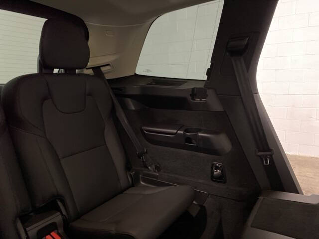 2025 Volvo XC90 B6 Plus Bright Theme 7P