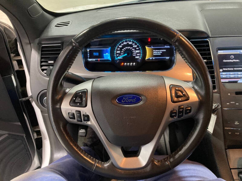 2013 Ford Taurus SEL