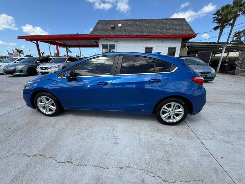2017 Chevrolet Cruze LT Auto