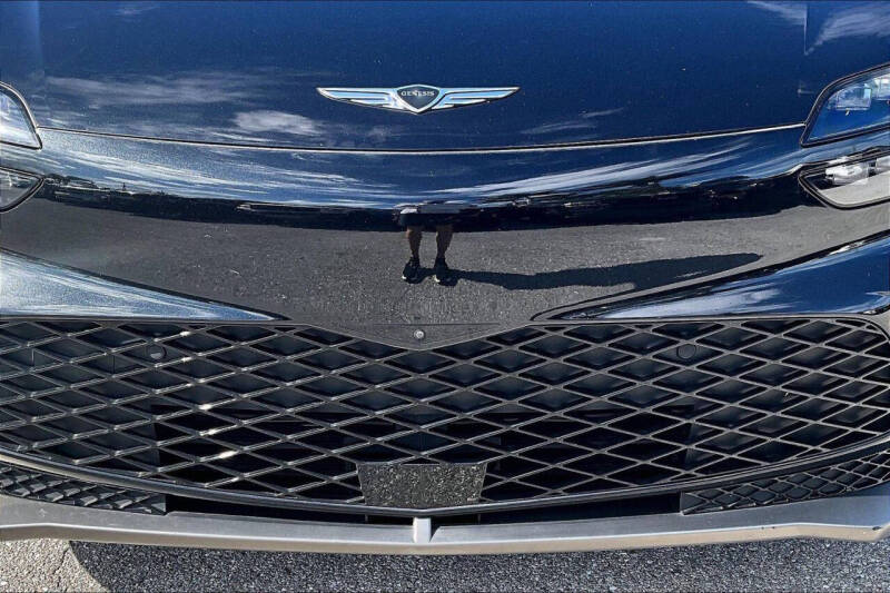 2024 Genesis GV60 Advanced