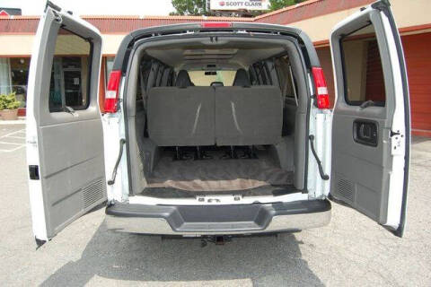 2017 Chevrolet Express LT 3500