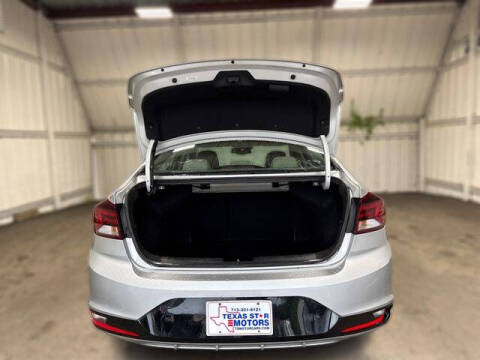 2020 Hyundai Elantra