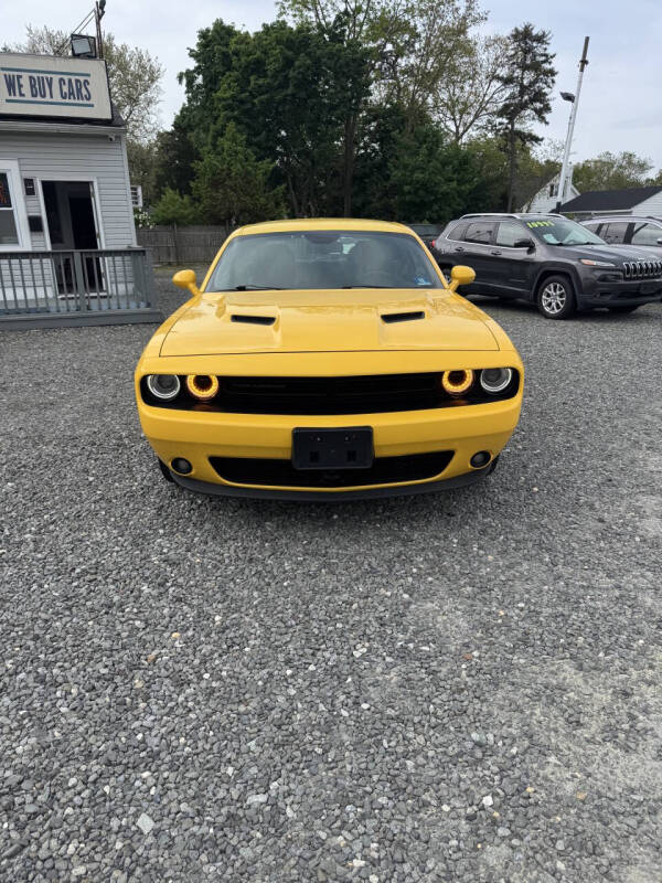 2018 Dodge Challenger SXT Plus