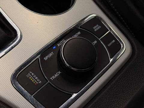 2020 Jeep Grand Cherokee SRT