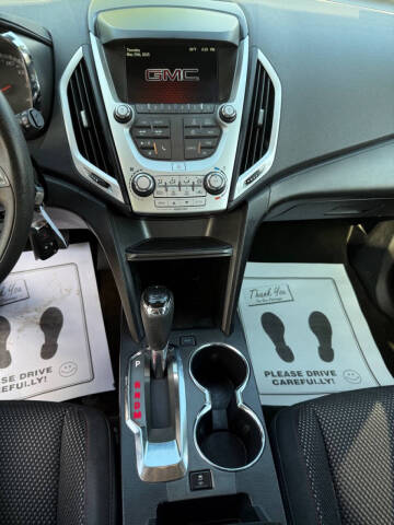 2017 GMC Terrain SLE-1