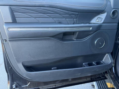 2023 Ford Expedition MAX Platinum