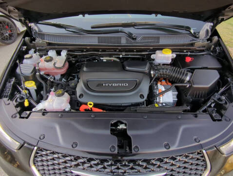 2023 Chrysler Pacifica Plug-In Hybrid Touring L