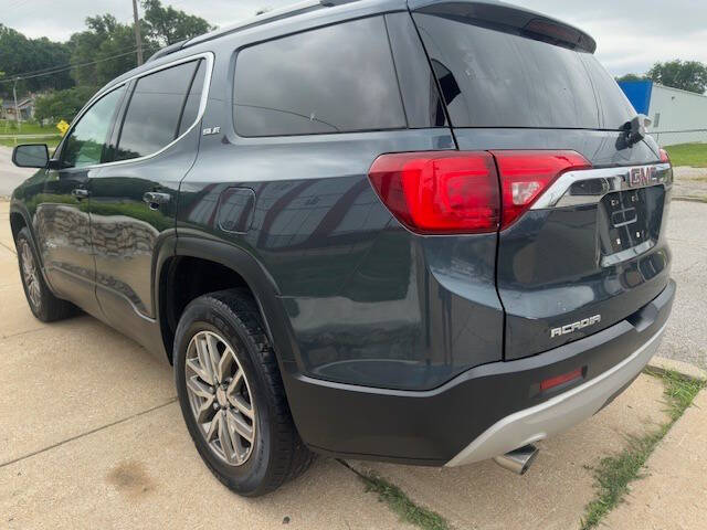 2019 GMC Acadia SLE-2