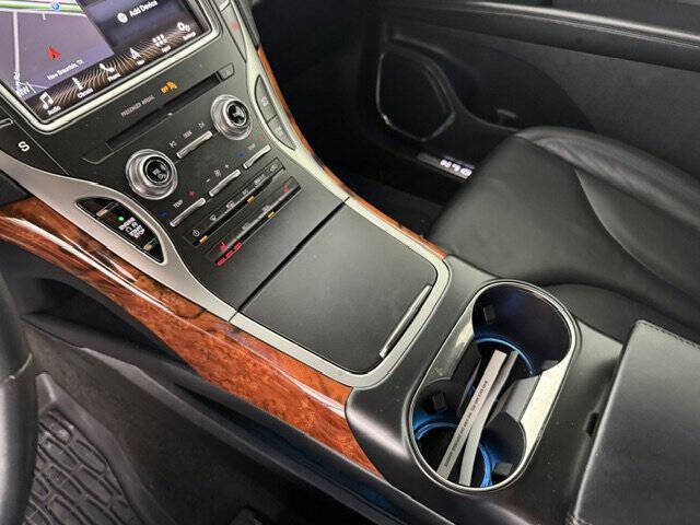 2019 Lincoln Nautilus Select