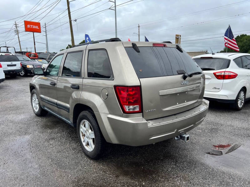 2006 Jeep Grand Cherokee Laredo