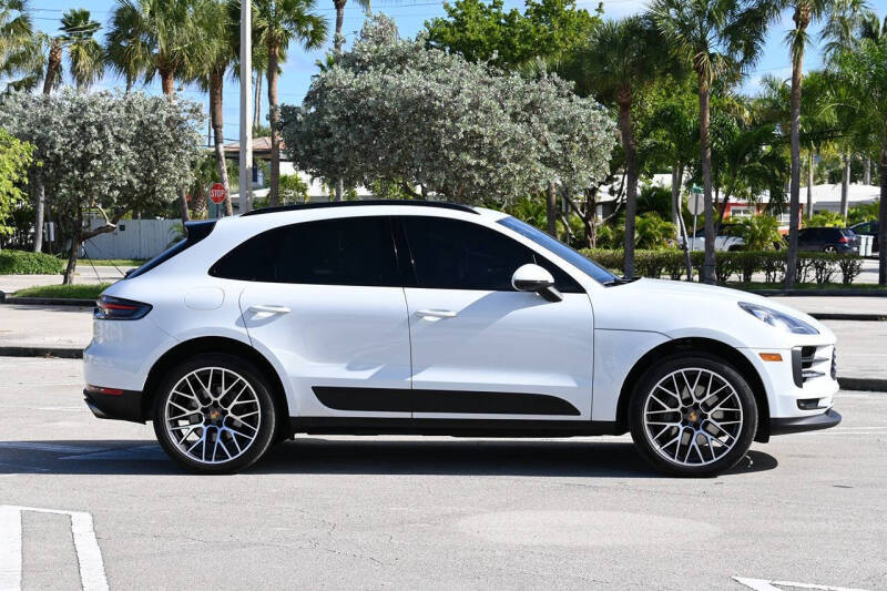 2021 Porsche Macan S