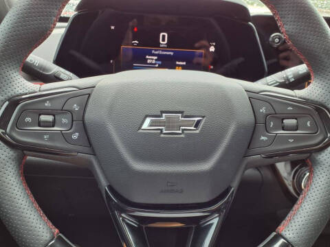 2025 Chevrolet Trax RS