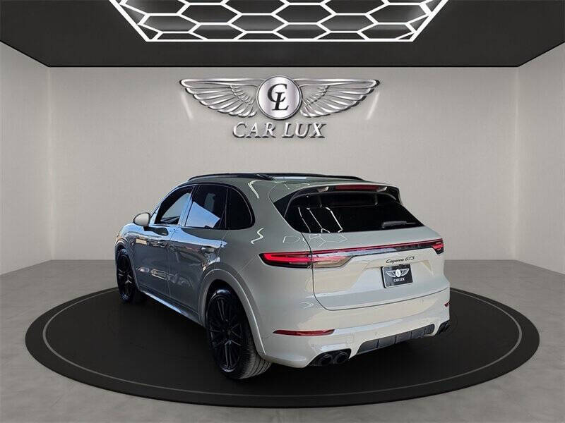 2021 Porsche Cayenne GTS