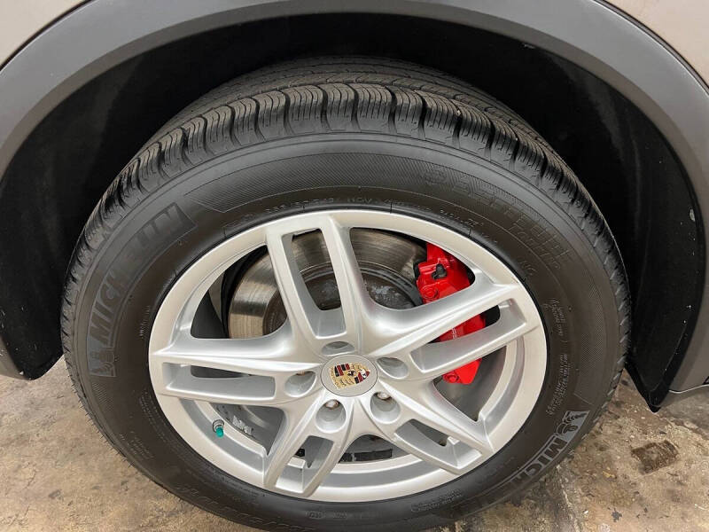 2011 Porsche Cayenne Turbo