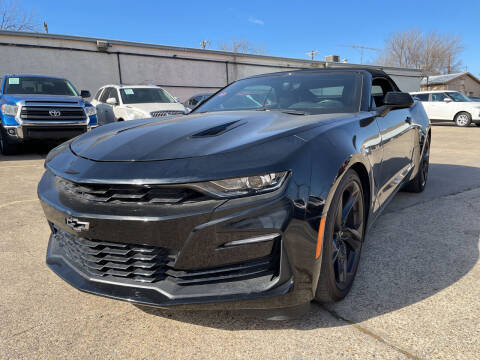 2020 Chevrolet Camaro for sale at International Auto Sales in Garland TX