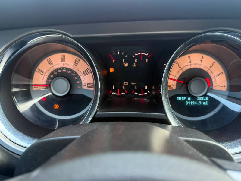 2010 Ford Mustang V6 Premium