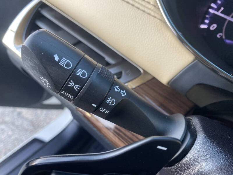 2015 Toyota Avalon Limited