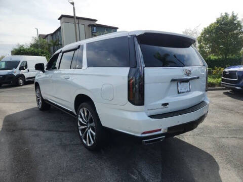 2025 Cadillac Escalade ESV Premium Luxury