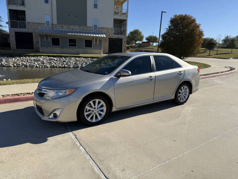 2013 Toyota Camry Hybrid XLE